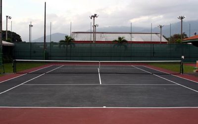 Comment choisir un filet et des poteaux pour un court de tennis