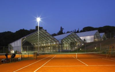 Pourquoi Service Tennis est le partenaire de confiance pour les projets de courts de tennis à grande échelle à Cannes