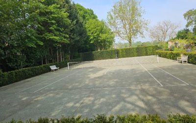 Pourquoi Service Tennis est-elle le choix préféré des clubs de tennis professionnels à Cannes ?