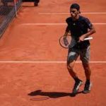 Service Tennis est reconnu comme l'un des meilleurs en matière d'éclairage joue dans la construction de courts de tennis à Mougins