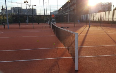 Comment Service Tennis Prend-il en Compte les Besoins Spécifiques des Entraîneurs dans la Conception de Courts de Tennis à Mougins ?