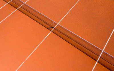 Comment Service Tennis assure-t-il la longévité et la résistance des courts de tennis en terre battue à Nice ?