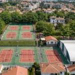 Lorsqu'il s'agit de la construction de courts de tennis à Mougins, il est essentiel de faire appel à des professionnels de renom.
