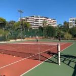 Service Tennis est reconnu pour son expertise dans la rénovation de courts de tennis à Mougins.garantissant une qualité irréprochable