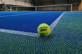 La construction courts de tennis en résine synthétique à Nice offre aux centres de remise en forme de diversifier leurs activités sportives