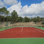 Service Tennis s'investit dans l'intégration paysagère durant le processus de construction de courts de tennis à Mougins.