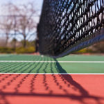 il est essentiel de disposer des courts de tennis bien construits et équipés de mesures de sécurité avancées.