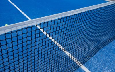 Construction de courts de tennis à Toulon : Quels sont les avantages d&rsquo;utiliser des matériaux qui réduisent l&rsquo;impact visuel des courts de tennis à Toulon ?