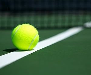 Constructeur de Courts de Tennis en Béton Poreux à Nice : Résistance aux Conditions Météorologiques Extrêmes
