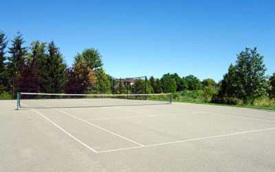 Constructeur de Court de Tennis à Antibes dans les Alpes Maritimes : L’Acoustique dans la Conception des Courts de Tennis Intérieurs