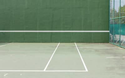Construction court de tennis Toulon: Service Tennis propose-t-il des solutions pour des courts de tennis équipés de systèmes de marquage de ligne automatisés ?