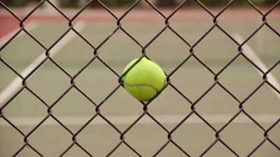 L’importance cruciale d’une bonne ventilation dans la rénovation des courts de tennis à Lyon