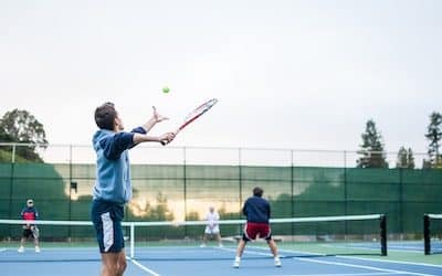 Résistance aux intempéries dans la construction de courts de tennis à Toulon