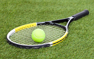 Construction terrain de tennis en gazon synthétique Toulon : Comment Service Tennis s’assure de la durabilité du gazon synthétique dans des conditions météorologiques extrêmes ?