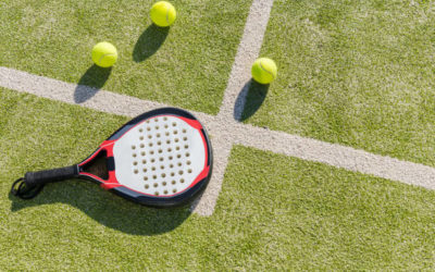 Construction terrain de tennis en gazon synthétique à Toulon : Comment Service Tennis assure la conformité aux normes internationales