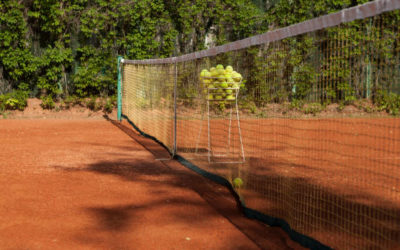 Constructeur Terrain de Tennis à Nice : Minimiser le Bruit pour les Zones Résidentielles