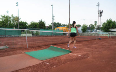 Y a-t-il des Exemples de Courts de Tennis à Nice Construits dans des Endroits Uniques ?