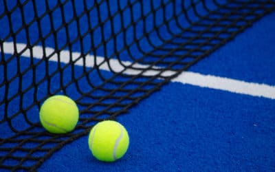 En quoi la construction court de tennis à Toulon peut-elle soutenir les initiatives de développement local ?