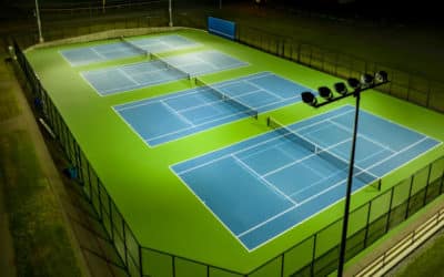 Construction de courts de tennis à Toulon : Intégrer un système d&rsquo;éclairage réduisant la pollution lumineuse