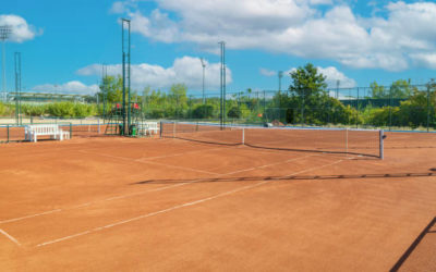 Constructeur Terrain de Tennis à Nice : Les Meilleures Pratiques de Service Tennis pour Garantir la Sécurité des Joueurs et des Spectateurs