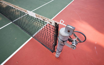 Construction court de tennis Toulon : Quelles sont les mesures de Service Tennis pour garantir la sécurité des installations électriques sur ses courts de tennis ?