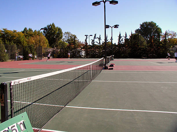 construction d'un court de tennis à Nice