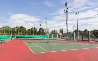 Construction de courts de tennis à Toulon : Comment choisir un emplacement pour un court de tennis qui favorise l&rsquo;équité et l&rsquo;accès pour tous à Toulon ?