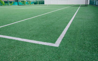 Construction terrain de tennis en gazon synthétique à Toulon : Options de signalisation et de marquage chez Service Tennis