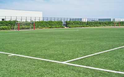 Construction de Courts de Tennis à Toulon : Service Tennis, une solution pour les intempéries ?