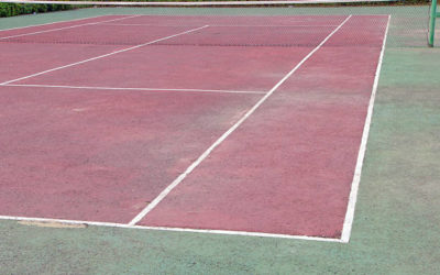 Les Constructeurs de Terrains de Tennis en Béton Poreux dans les Alpes-Maritimes : Offrent-ils des Services de Réparation en Cas de Dommages ?