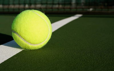 Construction court de tennis Toulon : Quelles sont les garanties de Service Tennis en termes de qualité de la surface de jeu des courts de tennis ?