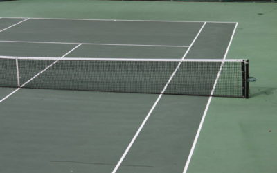 Constructeur de courts de tennis en béton poreux a Nice : Comment Service Tennis offre des consultations sur la gestion et l’entretien des courts de tennis après la construction ?