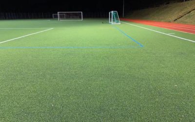 Pourquoi Service Tennis est-il expert en solutions durables pour la rénovation de courts de tennis à Lyon?