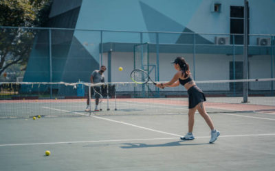 Constructeur Court de Tennis en Béton Poreux à Nice : Service Tennis Offre-t-il des Options de Revêtement Spéciales pour Augmenter la Longévité du Court dans des Climats Humides ?