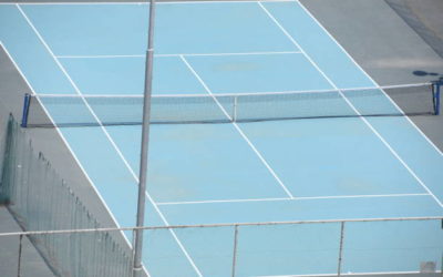 Constructeur court de tennis en béton poreux Nice : Garantir l’Uniformité de la Surface de Jeu