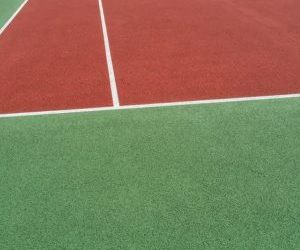 Construction court de tennis Toulon : Comment Service Tennis assure-t-il la longévité et la facilité d’entretien des matériaux utilisés dans la construction des courts ?