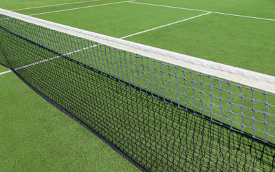 Construction terrain de tennis en gazon synthétique à Toulon : Comment Service Tennis garantit-il la conformité de ses installations aux standards de la Fédération Internationale de Tennis ?