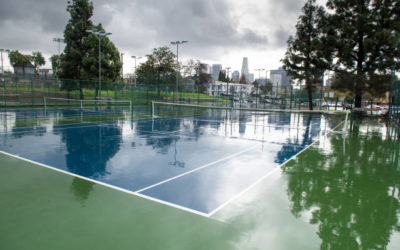 Constructeur Terrain de tennis à Nice: Comment assurez-vous l&rsquo;alignement des terrains de tennis avec les normes internationales pour les tournois ?