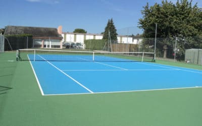 Construction court de tennis à Toulon : Comment Service Tennis s&rsquo;adapte-t-il aux réglementations locales en matière de gestion des déchets de construction ?