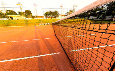 Innovation technologique dans la construction d&rsquo;un court de tennis à Toulon pour écoles primaires