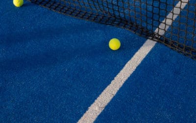 Construction de courts de tennis à Toulon : Minimiser l’utilisation de produits chimiques sur un court de tennis à Toulon ; Solutions Durables