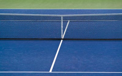 Construction de Courts de Tennis à Toulon : Choix entre Extérieur et Intérieur pour les Hôtels de Luxe