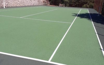 Répondre aux besoins des clubs de santé de luxe, une priorité pour le constructeur de courts de tennis à Toulon