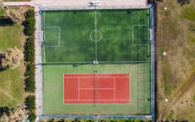 Construction terrains de tennis à Nice: L&rsquo;importance de l’emplacement pour la construction de terrains de tennis dans les centres de loisirs