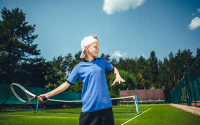 Engager les Clients des Hôtels grâce aux Tournois de Tennis et aux Activités Connexes : L&rsquo;Impact des Technologies Numériques et des Médias Sociaux