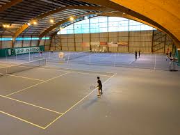 Les Meilleurs Revêtements de Surface pour un Terrain de Tennis à Toulon dans le Var