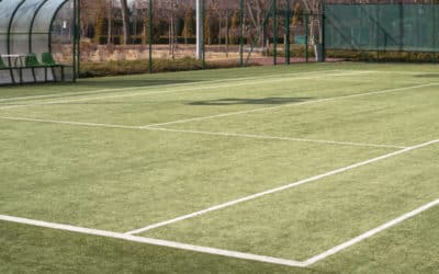 Construction de courts de tennis à Toulon : Les restrictions d&rsquo;âge pour les joueurs de loisir