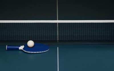 Service Tennis : Votre Partenaire de Choix pour des Courts de Tennis à Toulon avec une Acoustique Optimisée