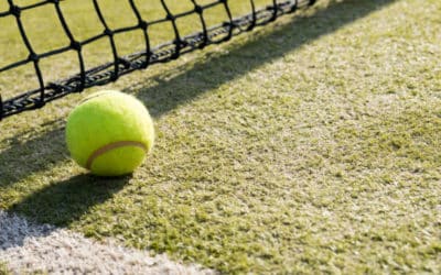 Construction du court de tennis à Toulon : Maximiser l&rsquo;utilisation du court de tennis à Toulon dans le Var pour les centres de retraite sportive
