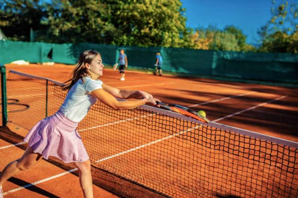 Entretien court de tennis 